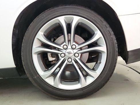 Used 2022 Dodge Challenger R/T RWD image 31