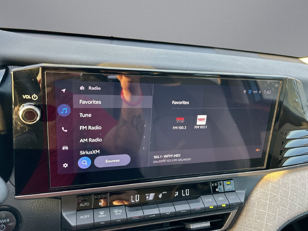 Certified 2025 Toyota Camry XLE FWD image 23
