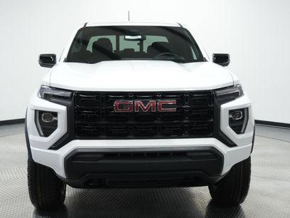 New 2026 GMC Canyon Elevation