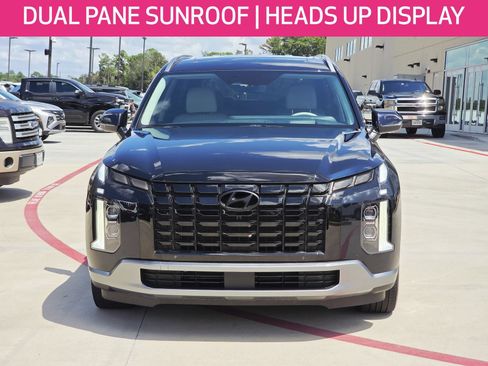 Used 2024 Hyundai Palisade Limited FWD image 2