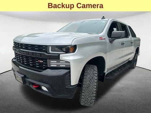 Used 2021 Chevrolet Silverado 1500 Custom Trail Boss w/ LPO, Dark Essentials Package AWD/4WD image 5