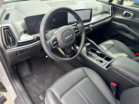 Used 2025 Kia Sorento S w/ Panoramic Sunroof Package FWD image 25