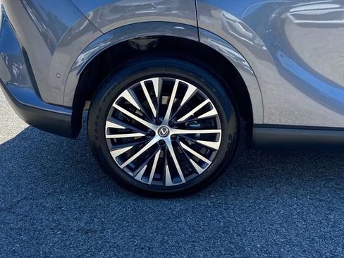 Certified 2023 Lexus RX 350 Premium Plus w/ Accessory Package AWD/4WD image 10