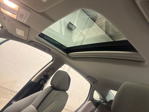 Used 2020 Honda Civic EX image 17