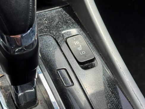 Used 2017 Honda Accord EX-L image 33