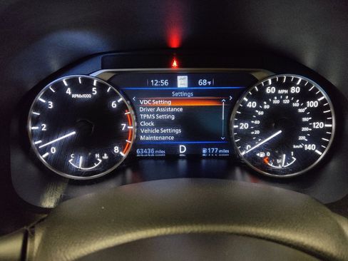 Used 2023 Nissan Altima 2.5 SV w/ SV Premium Package FWD image 23