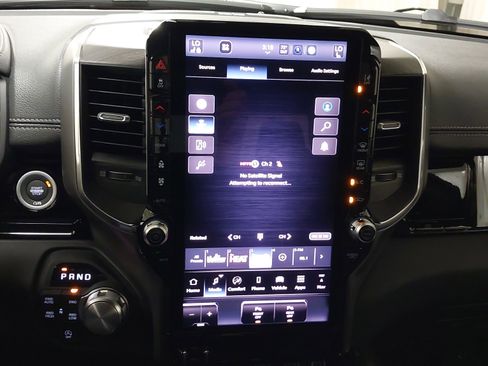 New 2026 RAM 1500 Laramie AWD/4WD image 21