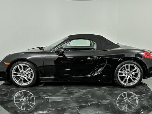Used 2014 Porsche Boxster RWD image 16