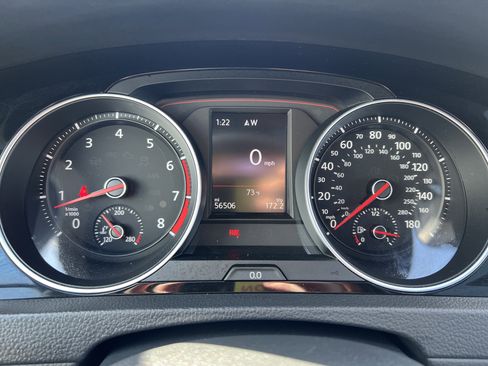 Used 2019 Volkswagen GTI SE image 20