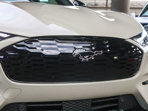 New 2025 Ford Mustang Mach-E GT image 5