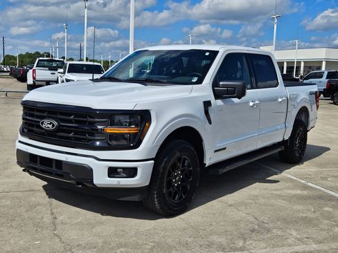 Used 2024 Ford F150 XLT w/ Equipment Group 302A MID image 9