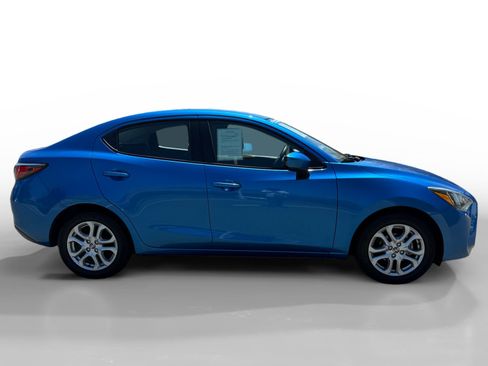 Used 2016 Scion iA FWD image 6