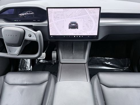 Used 2022 Tesla Model X Plaid AWD/4WD image 2