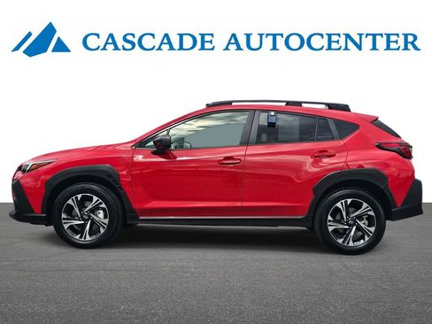 Used 2025 Subaru Crosstrek 2.0i Premium AWD/4WD image 2