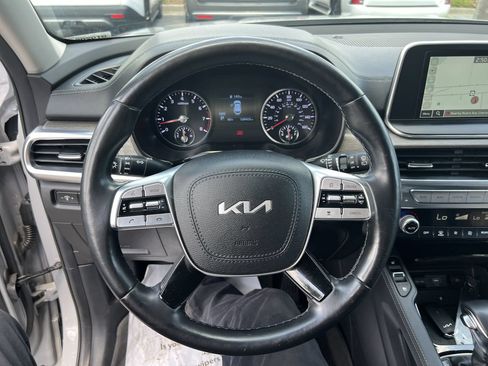 Used 2022 Kia Telluride EX w/ EX Premium Package AWD/4WD image 18