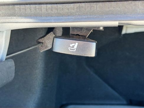 Used 2020 Acura ILX Premium Package image 14