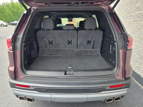 Used 2025 GMC Acadia Elevation FWD image 35