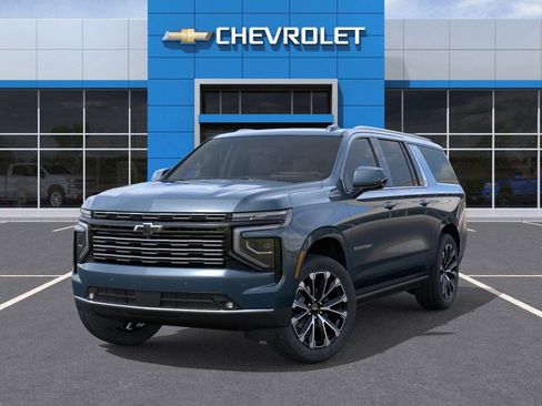 New 2026 Chevrolet Suburban High Country AWD/4WD image 6
