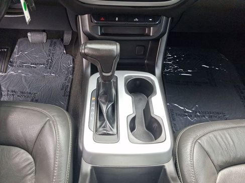 Used 2018 Chevrolet Colorado LT w/ LT Convenience Package AWD/4WD image 13