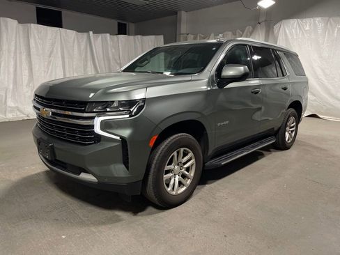 Used 2023 Chevrolet Tahoe LT image 3