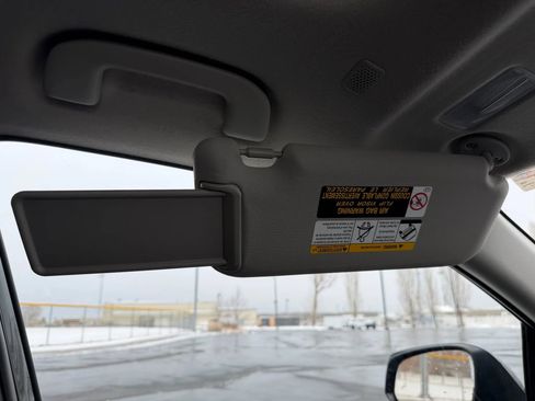 Used 2022 Toyota Corolla Cross LE w/ Moonroof Package image 37