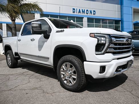 New 2026 Chevrolet Silverado 2500 High Country w/ Technology Package AWD/4WD image 1