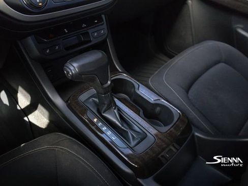 Used 2018 GMC Canyon SLE w/ SLE Convenience Package image 34