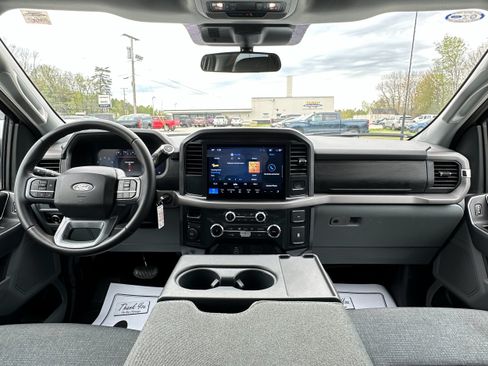 Used 2025 Ford F150 XLT w/ Equipment Group 301A Standard AWD/4WD image 18