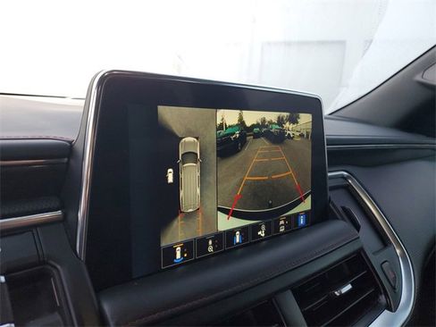 Used 2022 Chevrolet Suburban RST w/ Luxury Package image 28