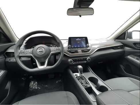 Used 2026 Nissan Altima 2.5 SV FWD image 32