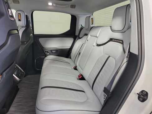 Used 2024 Rivian R1T Adventure AWD/4WD image 21