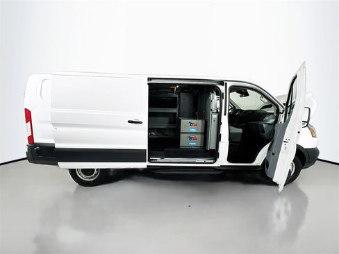 Used 2018 Ford Transit 250 148 Low Roof image 21