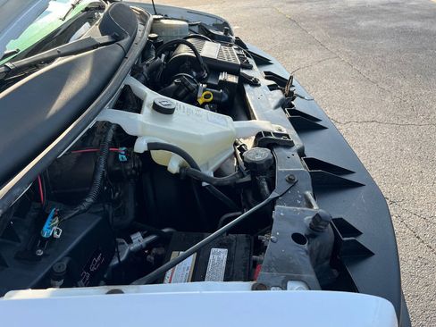 Used 2014 Chevrolet Express 2500 w/ Cold Climate Package RWD image 39