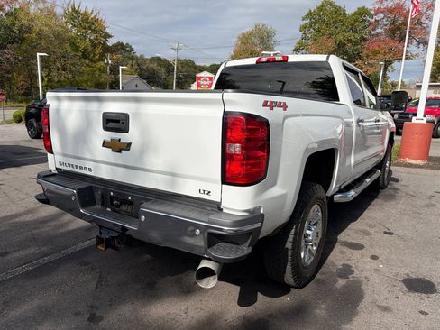 Used 2019 Chevrolet Silverado 2500 LTZ w/ Duramax Plus Package image 8
