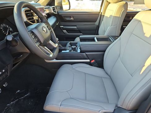 New 2026 Toyota Tundra SR5 AWD/4WD image 18