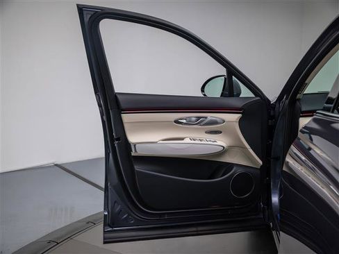 New 2026 Genesis GV70 2.5T Advanced image 29