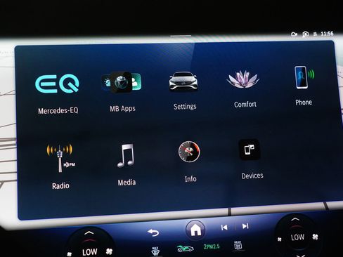 Used 2023 Mercedes-Benz EQS 580 4MATIC Sedan image 22