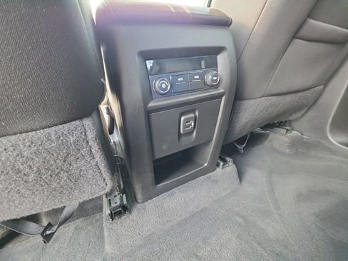 Used 2018 Chevrolet Traverse LT AWD/4WD image 27