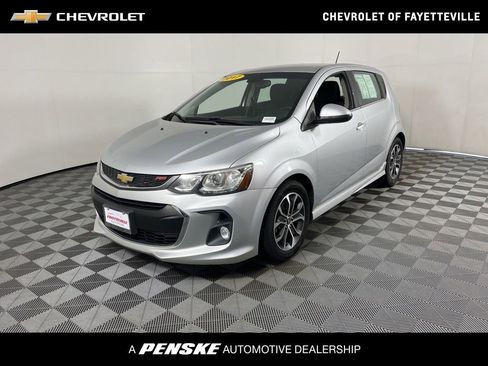 Used 2017 Chevrolet Sonic LT FWD image 1
