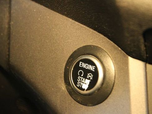 Used 2019 Ford Escape SE image 24