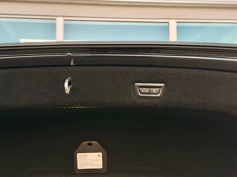 Used 2023 BMW 760i xDrive w/ Luxury Rear Seating Package AWD/4WD image 95
