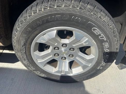 Used 2018 Chevrolet Silverado 1500 LT w/ All Star Edition AWD/4WD image 6