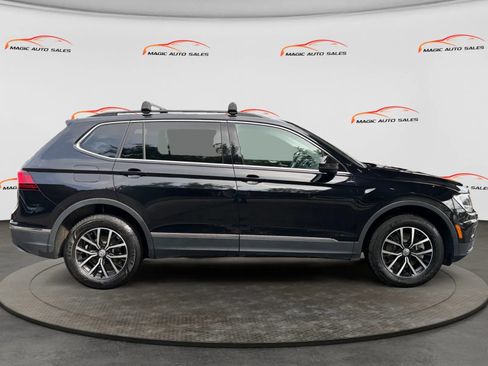 Used 2021 Volkswagen Tiguan SE w/ Panoramic Sunroof Package AWD/4WD image 6