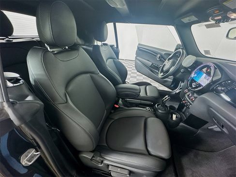 Certified 2023 MINI Cooper S image 26