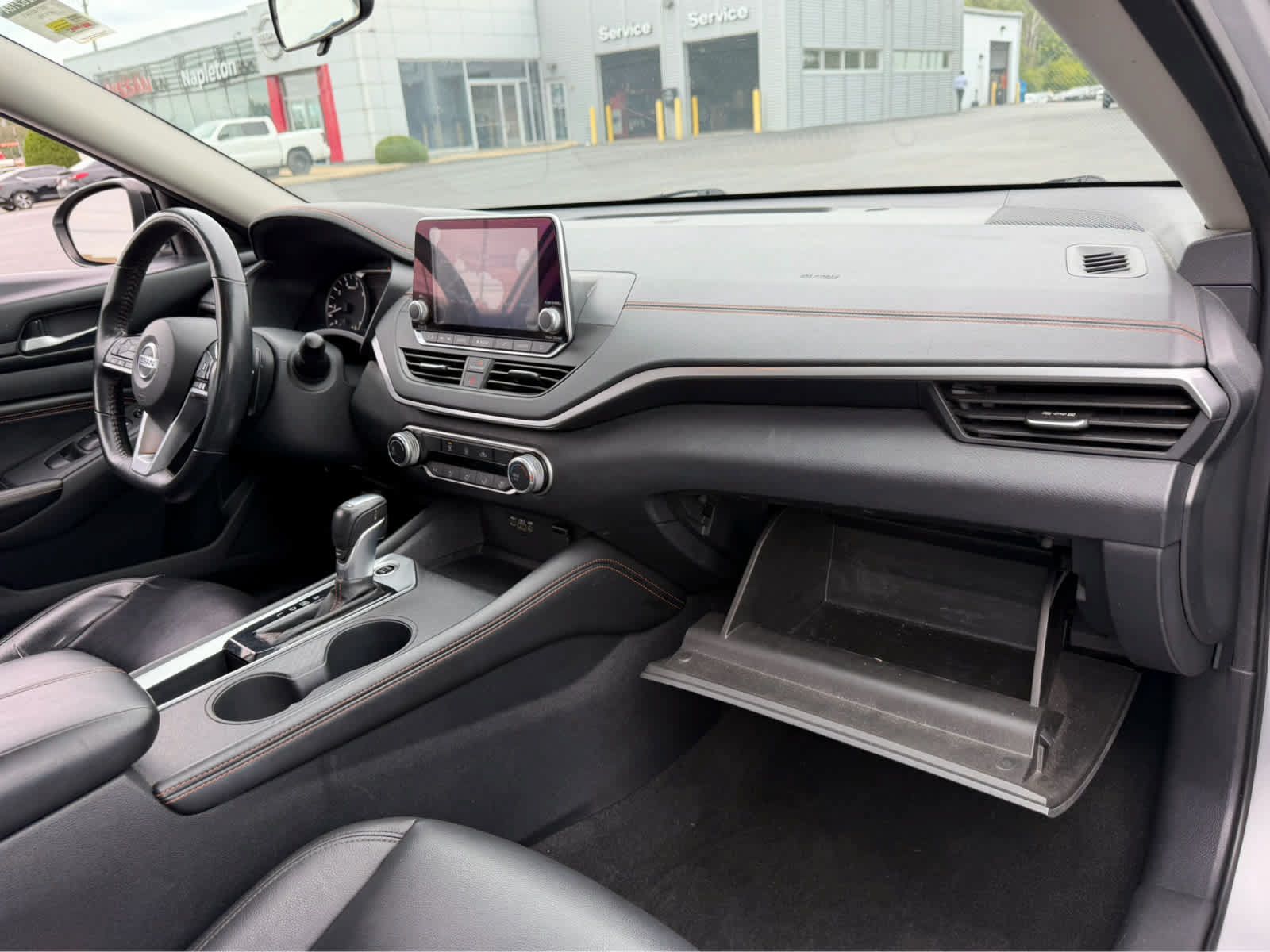 Used 2021 Nissan Altima 2.5 SR FWD image 11