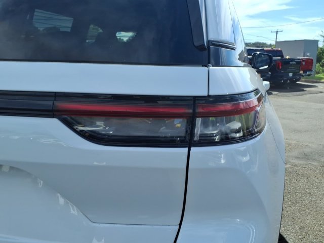 Certified 2023 Jeep Grand Cherokee Altitude AWD/4WD image 14