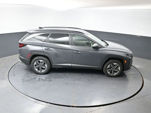 Used 2025 Hyundai Tucson SEL AWD/4WD image 14