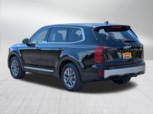 Certified 2023 Kia Telluride LX AWD/4WD image 5