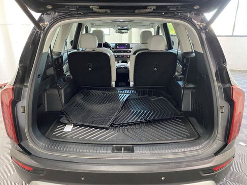 Used 2021 Kia Telluride EX w/ EX Premium Package AWD/4WD image 14