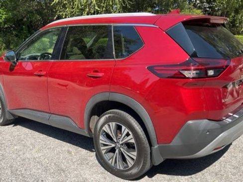 Used 2021 Nissan Rogue SV w/ Premium Package AWD/4WD image 7